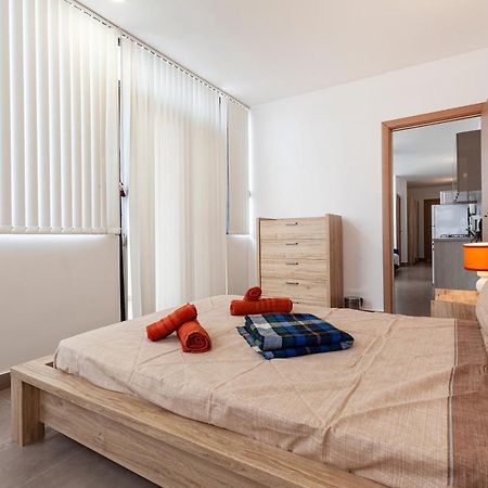 Perfect Seaview Penthouse Daire St. Paul's Bay Dış mekan fotoğraf