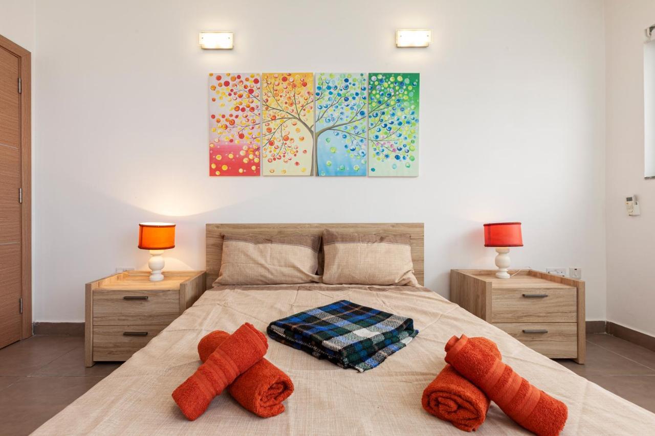 Perfect Seaview Penthouse Daire St. Paul's Bay Dış mekan fotoğraf